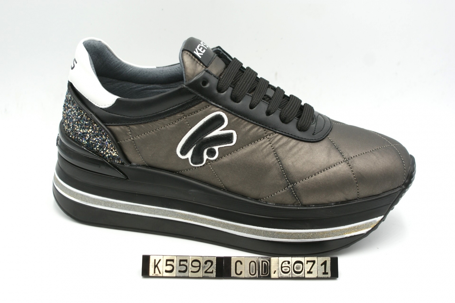 Jabeth Wilson operador burlarse de ZAPATO KEYS K5592 Calçats Quetglas